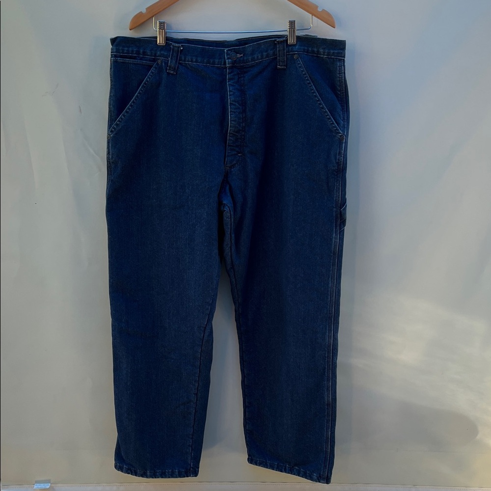 Wrangler Men's Relaxed Jeans in Dark Blue